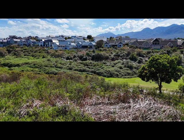 LAND FOR SALE IN KINGSWOOD GOLF ESTATE